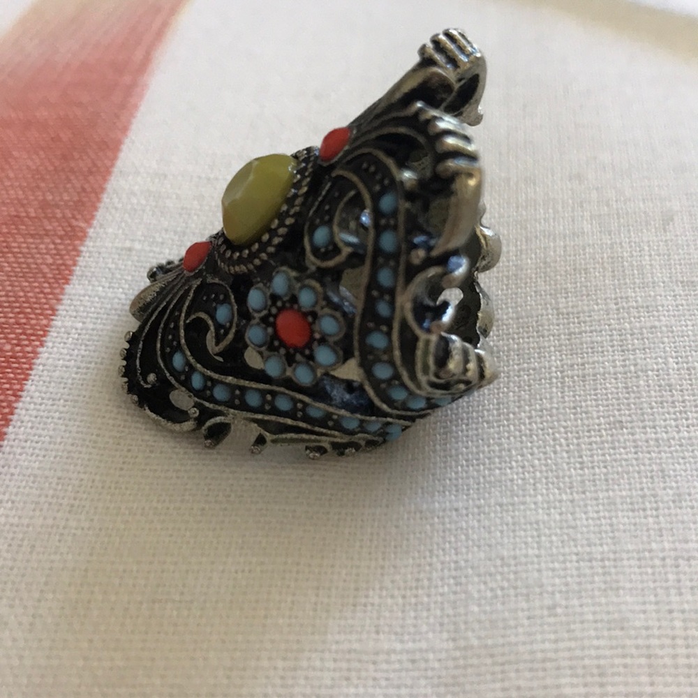 Ring - Picture 2 of 7